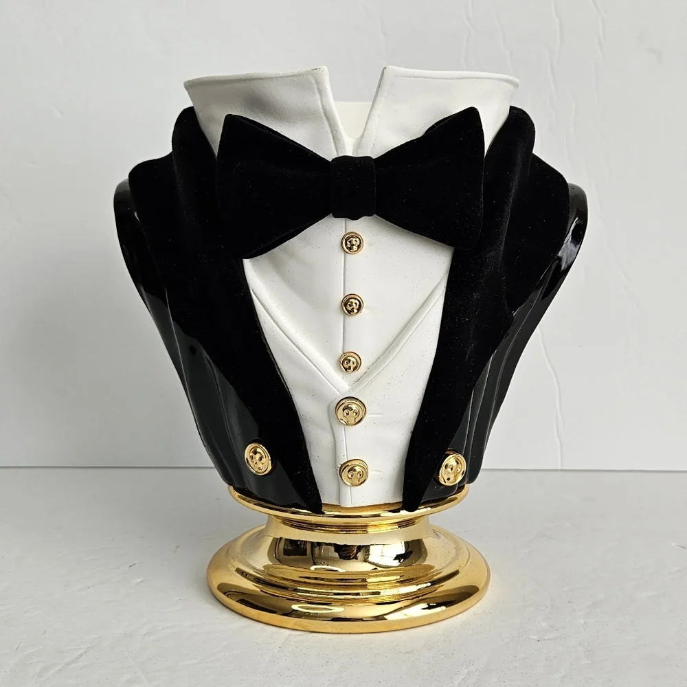 NWT‎ Bath & Body Works 2021 Halloween Headless Vampire Butler Man Candle Holder